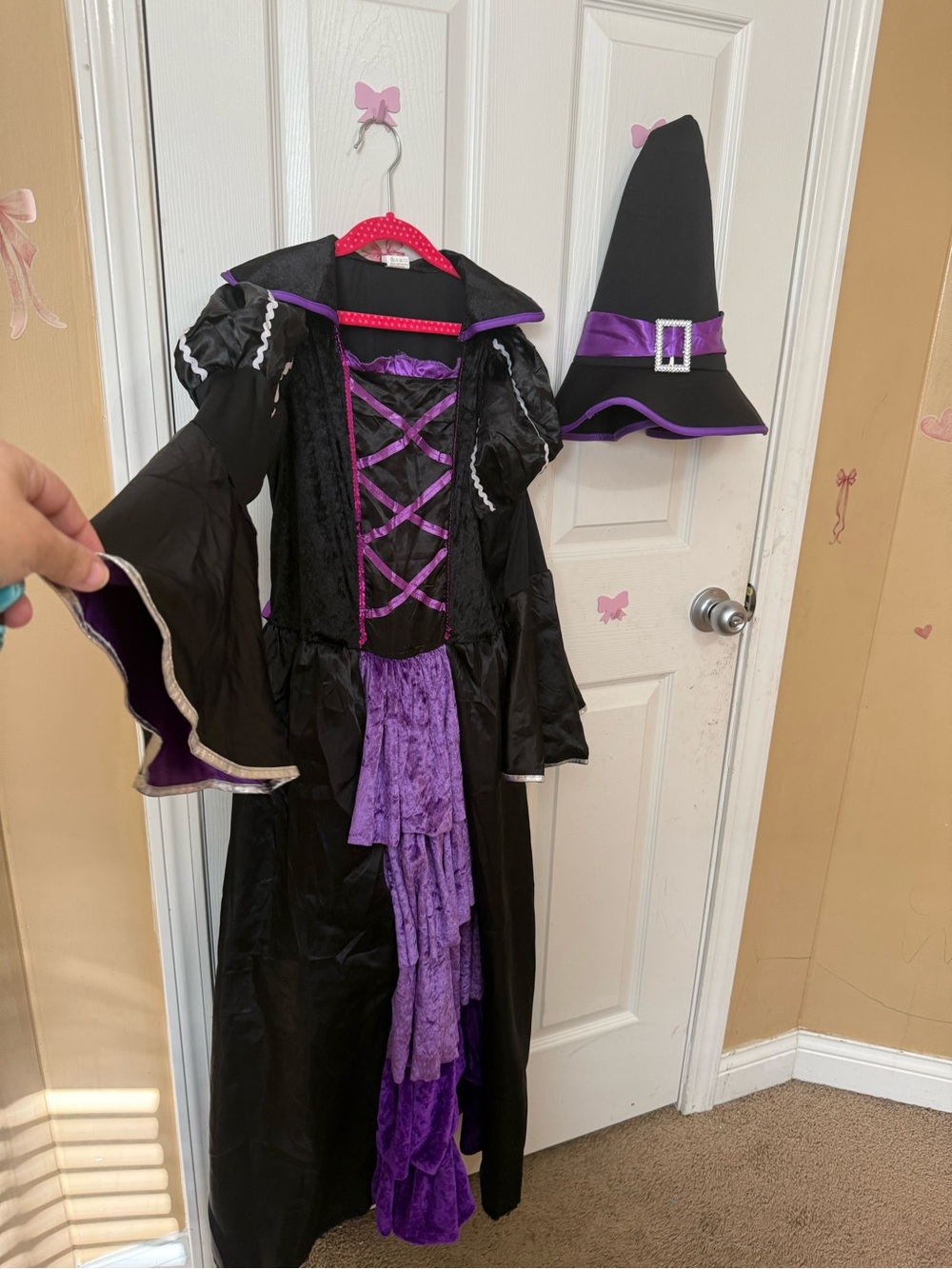 Amazon Black and Purple Girls Witch Costume with Hat